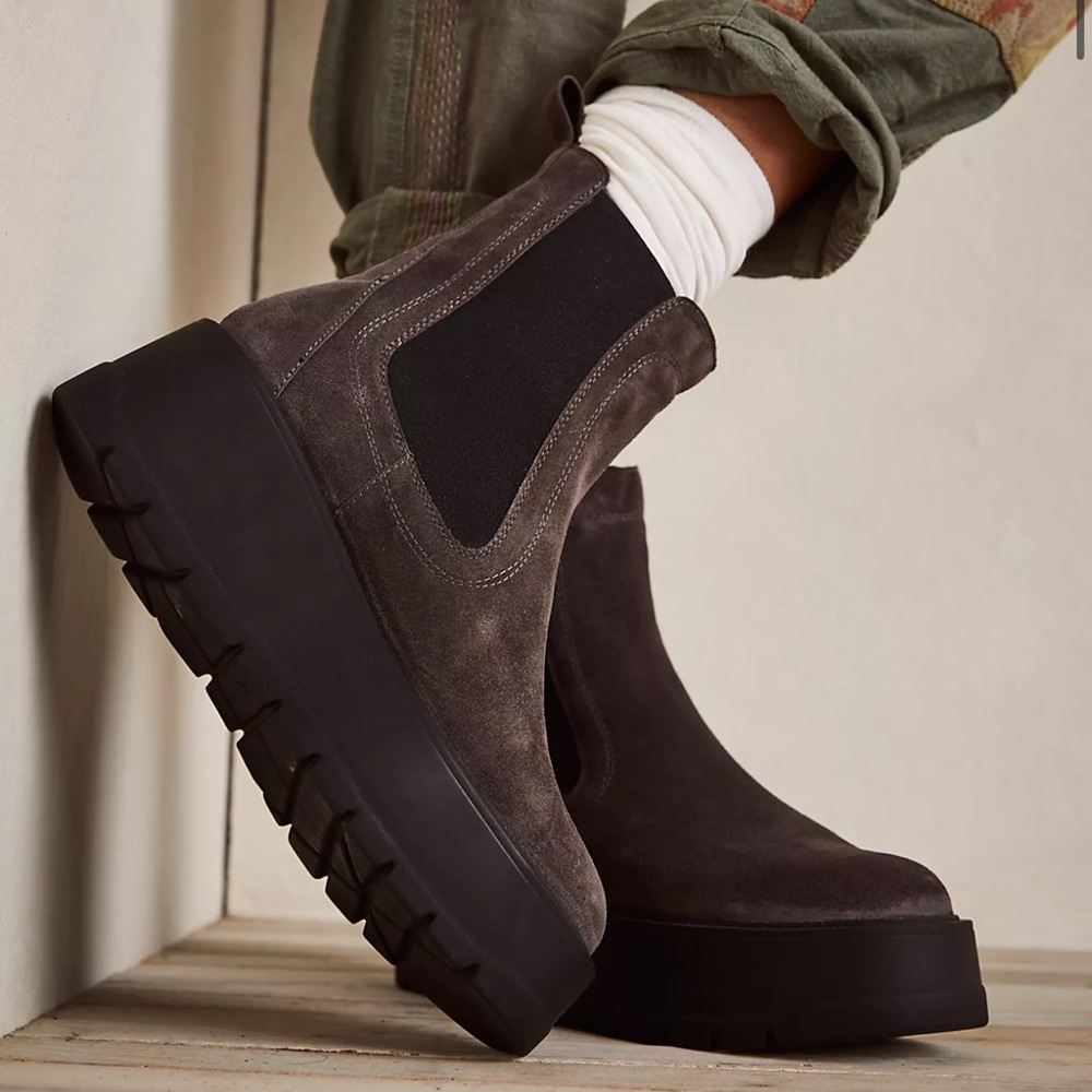 Free People Imogen Platform Chelsea Boots Sz 38
